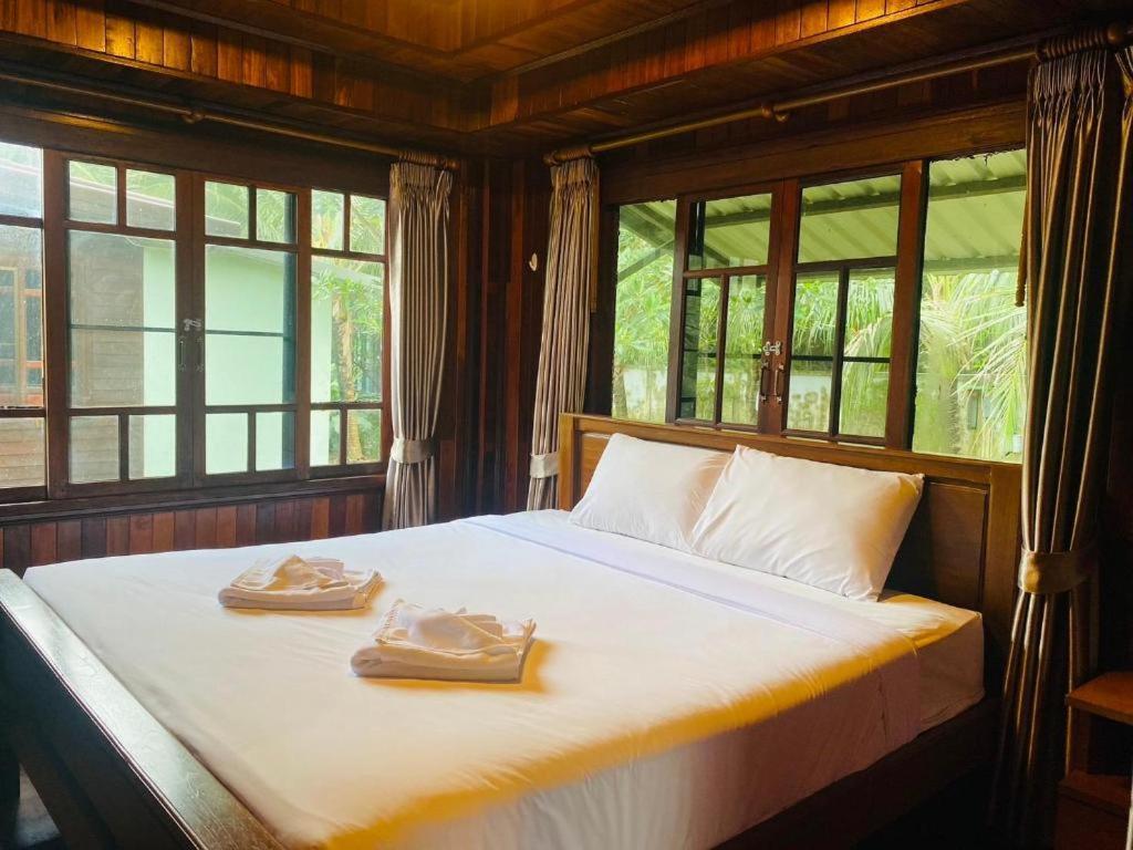 Phuphayot Resort Trang Esterno foto