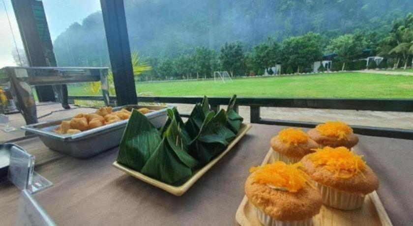 Phuphayot Resort Trang Esterno foto
