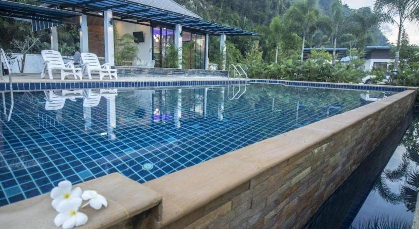 Phuphayot Resort Trang Esterno foto