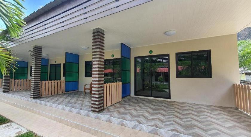 Phuphayot Resort Trang Esterno foto