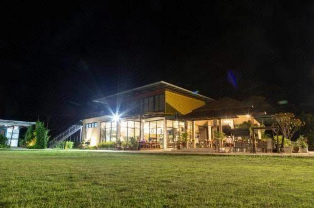 Phuphayot Resort Trang Esterno foto