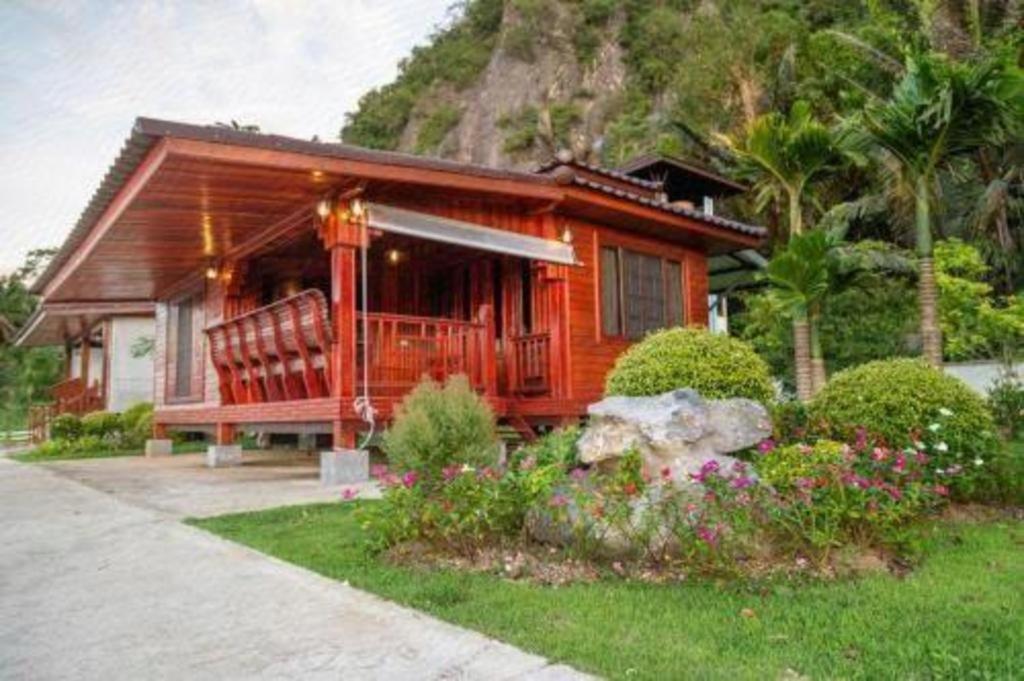 Phuphayot Resort Trang Esterno foto